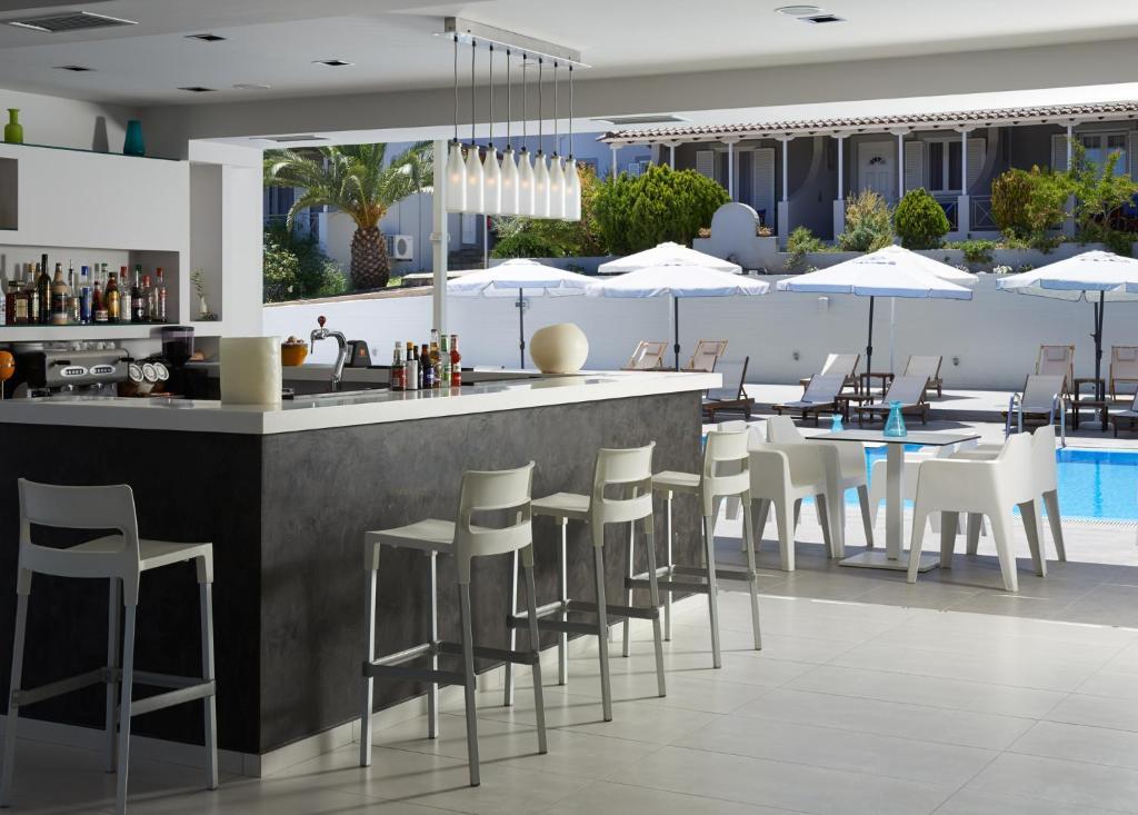 Altamar Hotel Pévki Eksteriør bilde