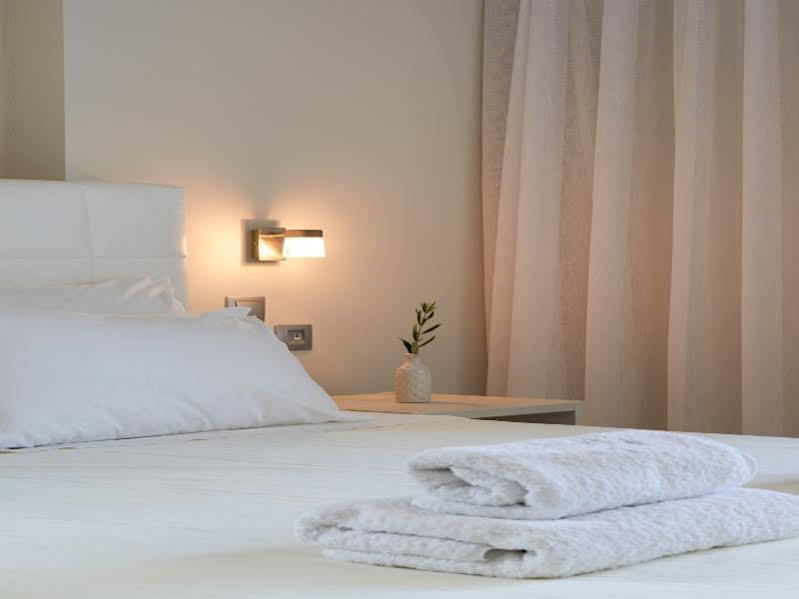 Altamar Hotel Pévki Eksteriør bilde